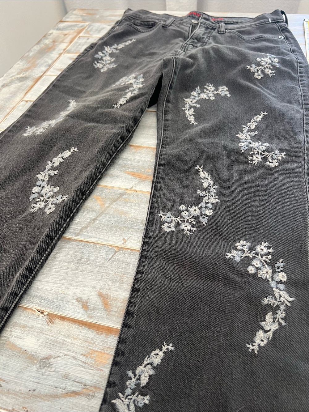 Luck Brand-Women’s Black Embroidered Floral Jeans